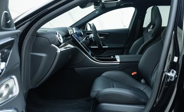 Mercedes-Benz C63 S AMG E Performance Estate Night Edition 17