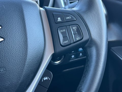 Suzuki S-Cross MOTION 31