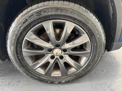 Volkswagen Tiguan 2.0 TDI SE Auto 4WD Euro 5 5dr 30