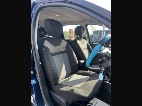 Dacia Duster 1.2 Duster Laureate TCe 4x2 5dr 11
