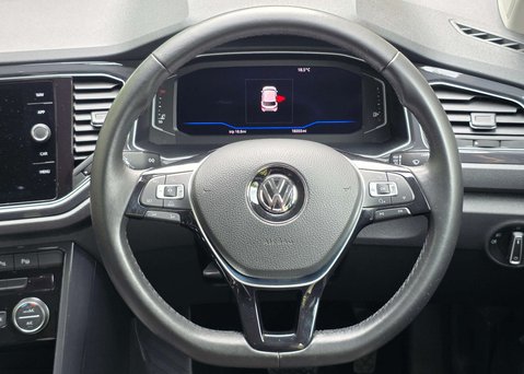 Volkswagen T-Roc 2.0 T-Roc SEL TSi 4Motion Semi-Auto 4WD 5dr 8