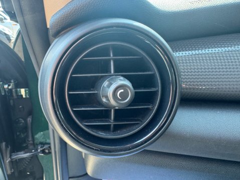 Mini Hatch COOPER AUTOMATIC 15