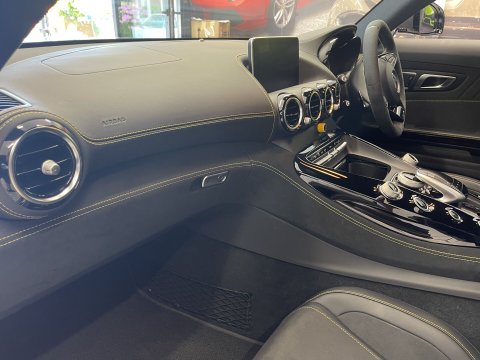 Mercedes-Benz AMG GT R 15