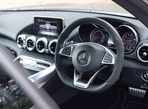 Mercedes-Benz Amg GT GT S 11