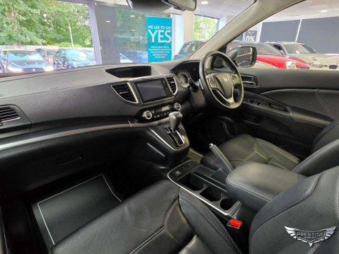 Honda CR-V 2.0 i-VTEC Black Edition Auto 4WD Euro 6 5dr 51