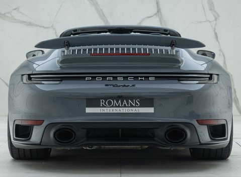 Porsche 911 Turbo S CABRIOLET (992) 11