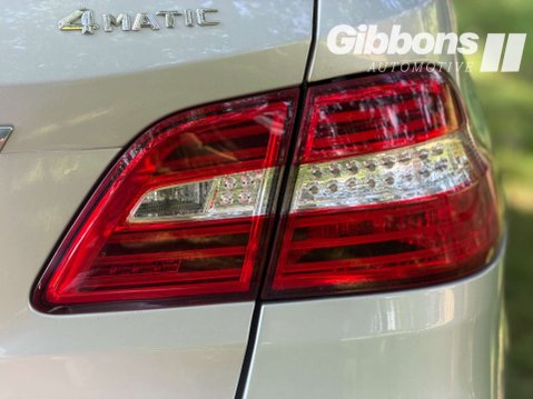 Mercedes-Benz M Class 3.0 ML350 AMG Line Premium Bluetec Auto 4WD 5dr 41