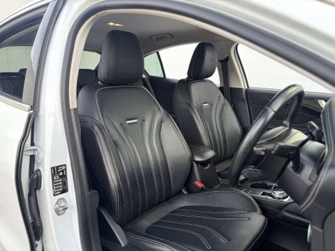 Ford Focus 1.0 Focus Vignale Auto 5dr 22