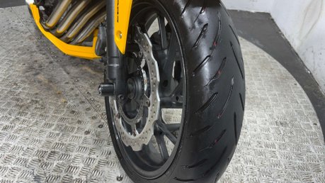 Honda CB 650 NAKED BIKE 2015 ONLY 10K MOT WARRANTY VERY CLEAN 650CC 32