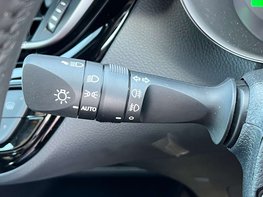 Toyota C-HR 1.8 C-HR Icon HEV CVT 5dr 51