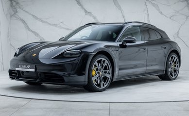 Porsche Taycan TURBO S CROSS TURISMO