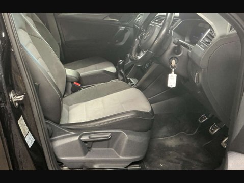 Volkswagen Tiguan 2.0 TDI BlueMotion Tech R-Line SUV 5dr Diesel Manual Euro 6 (s/s) (150 ps) 9