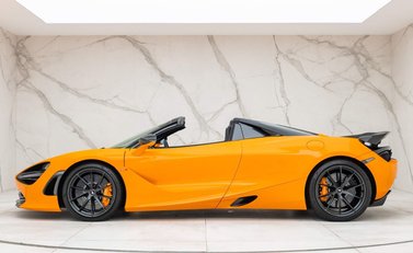McLaren 720S Spider Peformance 10