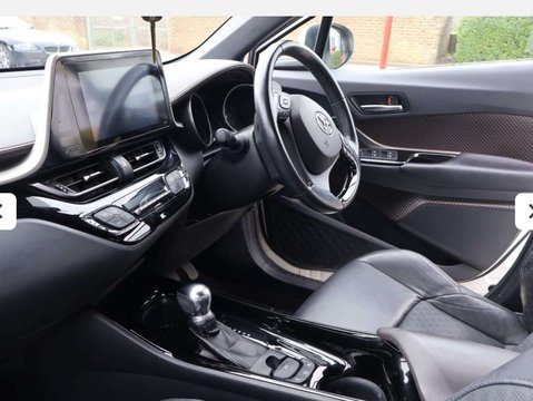 Toyota C-HR 1.8 C-HR Excel HEV CVT 5dr 3