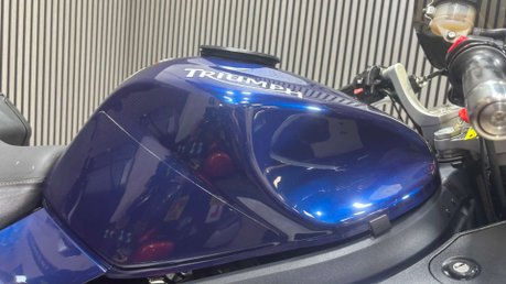Triumph Sprint 2010 50K NEW MOT FULL LUGGAGE TOURER 1050CC COMMUTER 30