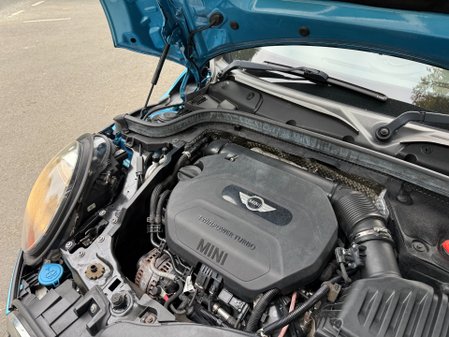 Mini Hatch COOPER D 44