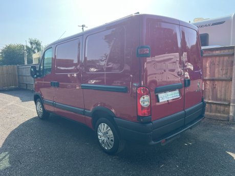 Nissan Interstar SE 2.5 DCI 100 SWB LOW ROOF 6