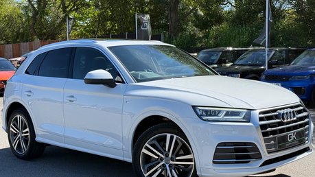Audi Q5 TDI QUATTRO S LINE - PANORAMIC SUNROOF -TECH PACK -VIRTUAL COCKPIT 