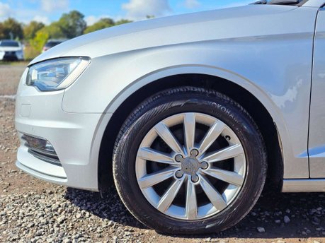 Audi A3 1.4 TFSI CoD S line Saloon 4dr Petrol S Tronic Euro 6 (s/s) (150 ps) 31
