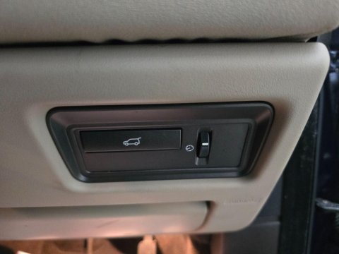 Land Rover Range Rover Evoque 2.2 SD4 Pure Tech Auto 4WD Euro 5 (s/s) 5dr 39