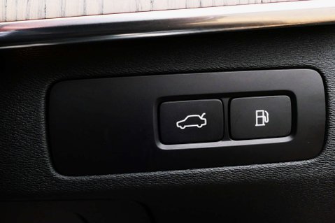 Volvo XC90 2.0 XC90 Ultimate T8 Recharge AWD Auto 4WD 5dr 51