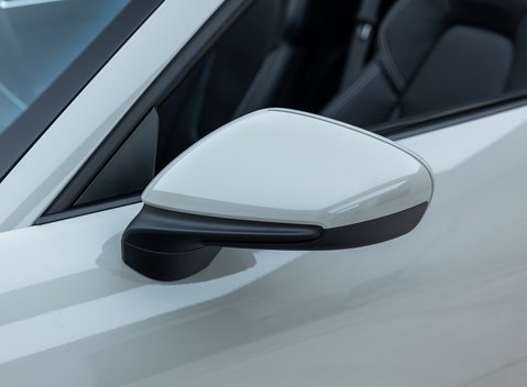 Porsche 911 Targa 4S (992) 36