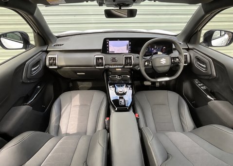 Suzuki eVitara 135kW ULTRA 61kWh 9