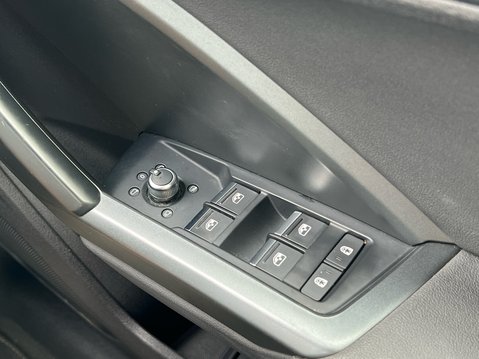 Audi Q3 TFSI QUATTRO S LINE 38