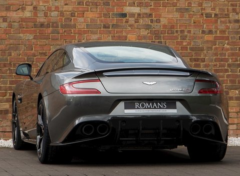 Aston Martin Vanquish S 3