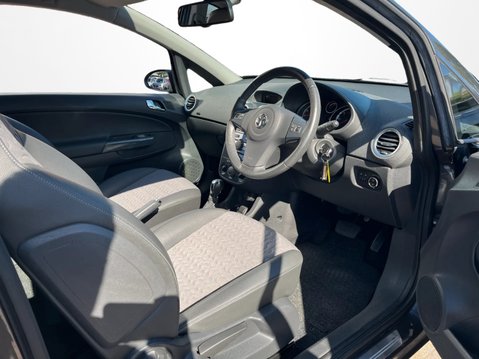 Vauxhall Corsa 1.4 SE 3dr Auto 15
