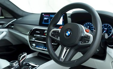 BMW M5 Competition 9