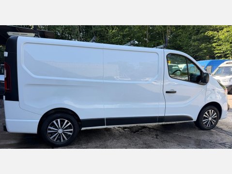 Vauxhall Vivaro 1.6 CDTi 2900 Sportive Panel Van 5dr Diesel Manual L2 H1 Euro 6 (120 ps) 10