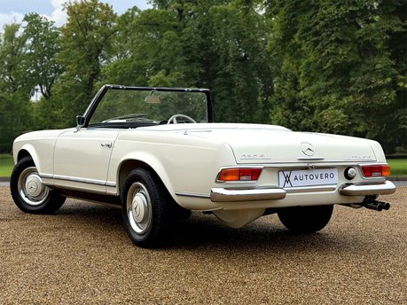 Mercedes-Benz SL Series 230SL Pagoda 7