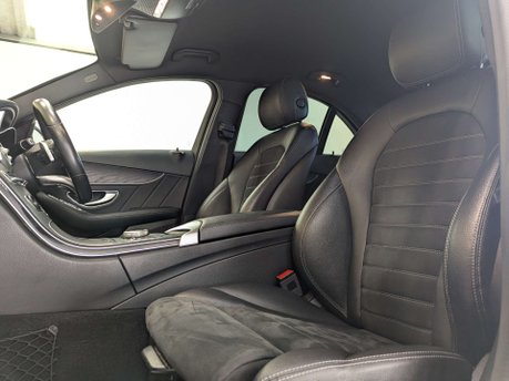 Mercedes-Benz C Class 2.0 C 220 AMG Line D Auto 4dr 37