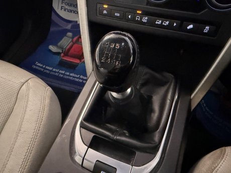 Land Rover Discovery Sport 2.0 TD4 HSE 4WD Euro 6 (s/s) 5dr 8