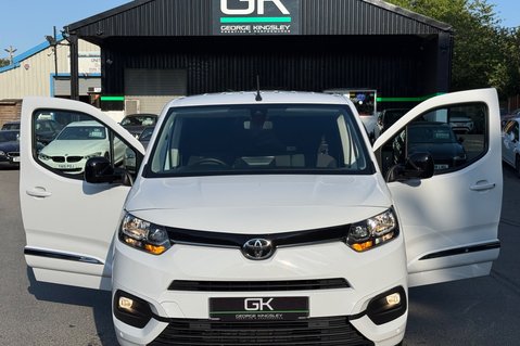 Toyota Proace City L1 DESIGN - NO VAT - AUTO - 1.5 DIESEL - REVERSE CAM - CARPLAY 12