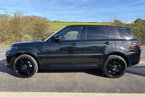 Land Rover Range Rover Sport D300 MHEV HSE Dynamic Black Auto 4WD Euro 6 (s/s) 5dr 7