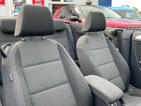 Volkswagen Golf 1.6 TDI BlueMotion Tech SE Cabriolet Euro 5 (s/s) 2dr 20