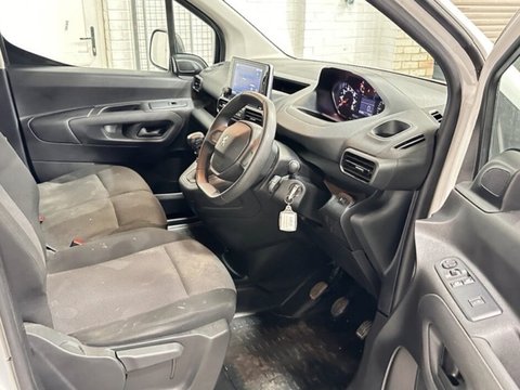 Peugeot Partner BLUEHDI PROFESSIONAL PREMIUM PLUS L1 10