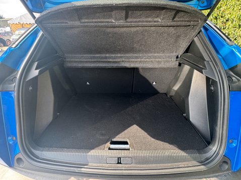 Peugeot 2008 50kWh GT SUV 5dr Electric Auto (7kW Charger) (136 ps) 10