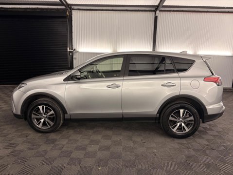 Toyota Rav4 2.0 D-4D Business Edition Euro 6 (s/s) 5dr 46