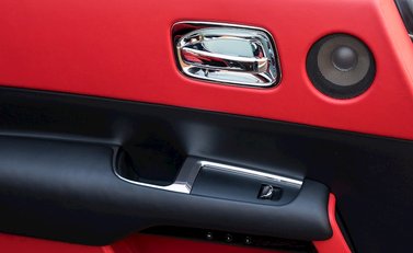 Rolls-Royce Dawn 7
