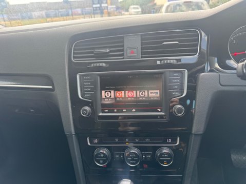 Volkswagen Golf 2.0 TDI BlueMotion Tech GT DSG Euro 6 (s/s) 5dr 11