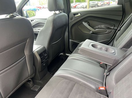 Ford Kuga 2.0 Kuga ST-Line TDCi 5dr 39