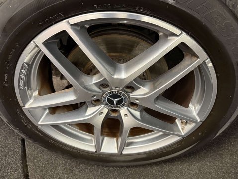 Mercedes-Benz GLC 2.1 GLC 220 D 4Matic AMG Line Auto 4WD 5dr 34