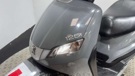 Peugeot Tweet GT 2023 RUNNING PROJECT LEARNER SCOOTER 125CC NEEDS WORK 7