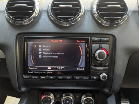 Audi TT 2.0 TFSI S line Euro 5 (s/s) 3dr 27