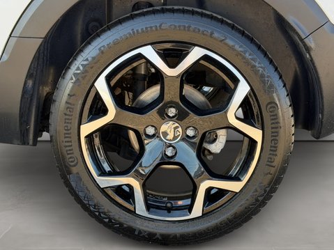 Vauxhall Crossland 1.2 Turbo Ultimate 5dr 14