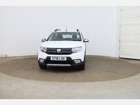 Dacia Sandero Stepway 0.9 TCe Laureate Euro 6 (s/s) 5dr 2