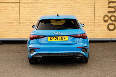 Audi A3 SPORTBACK TFSI E S LINE 6